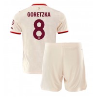 Echipament fotbal Bayern Munich Leon Goretzka #8 Tricou Treilea 2024-25 pentru copii maneca scurta (+ Pantaloni scurti)